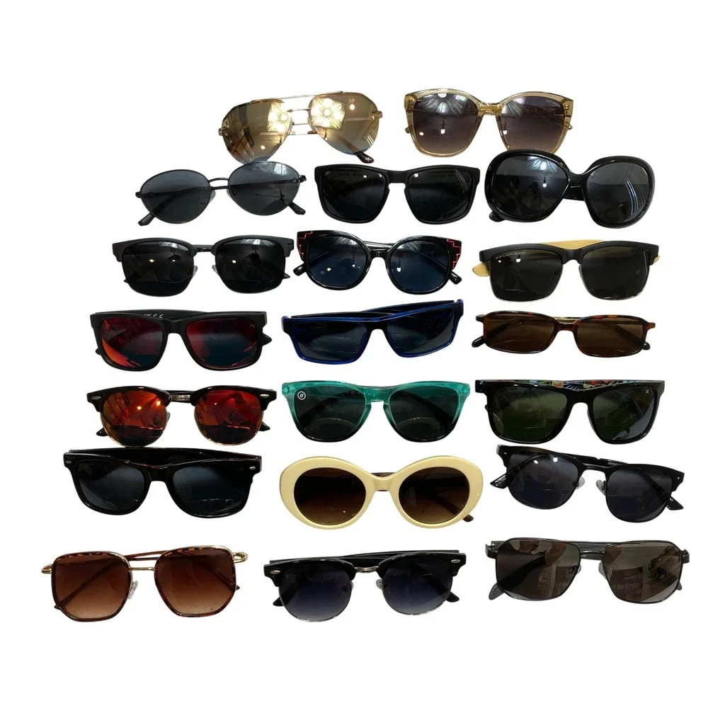 Lot Of 20 Mixed Brand Sunglasses Lot Unisex OS Multicolored Wholesale Bundle